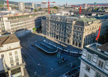 Swiss lawmakers eye UBS rules balancing stability and competition concerns