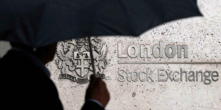 London stocks inch up as US-Iran pause, earnings lift risk appetite