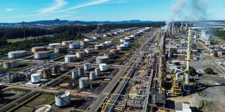 US imposes new 25% tariffs on Brazil, expands exemptions list