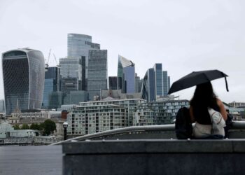 UK hiring falls but demand for AI skills jumps, job site Indeed says