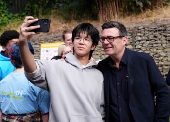 New UK PM Burnham takes to social media to challenge populist parties’ dominance