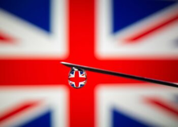 UK regulator endorses safety of childhood vaccination