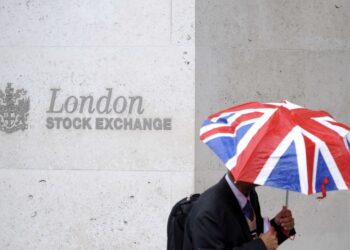 FTSE 100 falls for sixth day in a row as consumer stocks weigh
