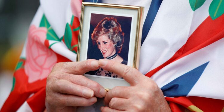 Princess Diana’s brother to publish book about her life