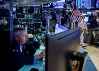 As US debt mounts, investors demand higher returns to lend