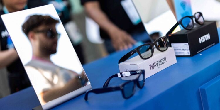 UK cinemas restricting Meta AI and other smart glasses over piracy concerns