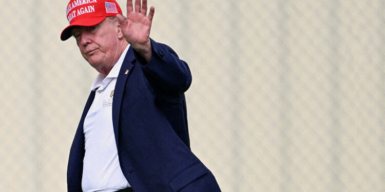 Trump heads into midterms short on foreign policy wins