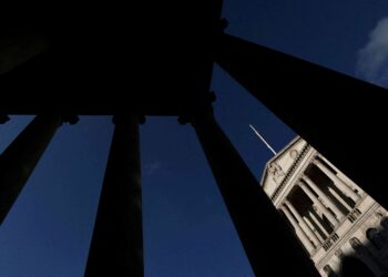 Britain plans new Bank of England objective to support payments innovation