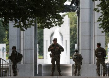World War Two memorial in Washington vandalized with bubbles and graffiti