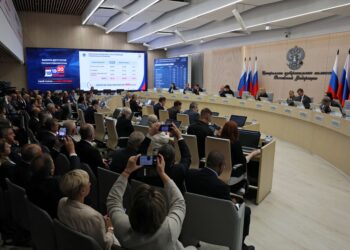 Pro-Putin party gets record 355 parliamentary seats, anti-war party a tiny regional foothold