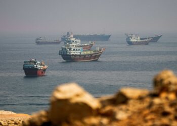 US launches new strikes on Iran and Tehran hits back in widening conflict