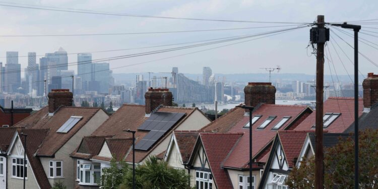 UK rents rise at fastest pace this year, data shows