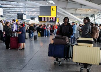 UK air traffic control outage caused by software defect, says operator