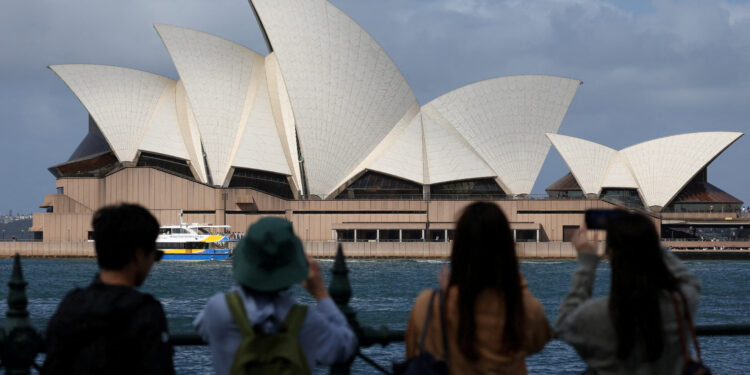 Australia warns of risks from ageing population, falling birth rates