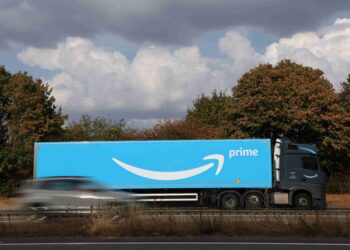 Apple, Amazon face revived UK consumer lawsuit over product sales