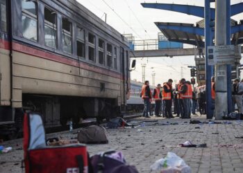 Russian drone strike kills 14 on Ukrainian rail platform, 6 die in other attacks