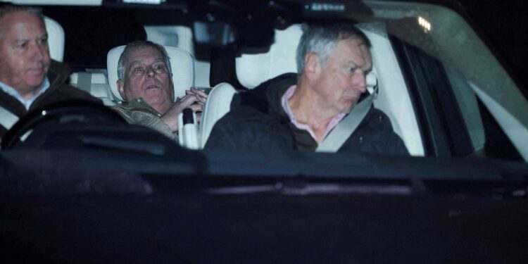 Ex-prince Andrew search warrants quashed after police accept legal error