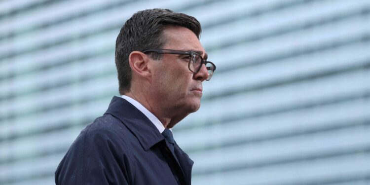 Burnham hopes for EU deal next month, stirs Brexit debate