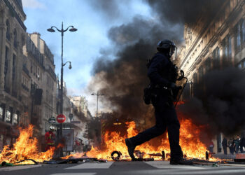 Mass protests in France spiral into worst riots in years