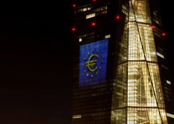 Bond selloff revives debate about euro zone banks’ ‘doom loop’